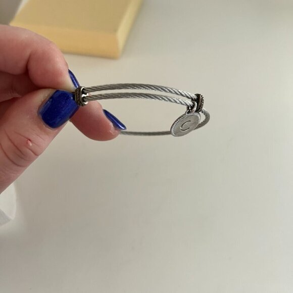 silver C bracelet - Picture 2 of 3